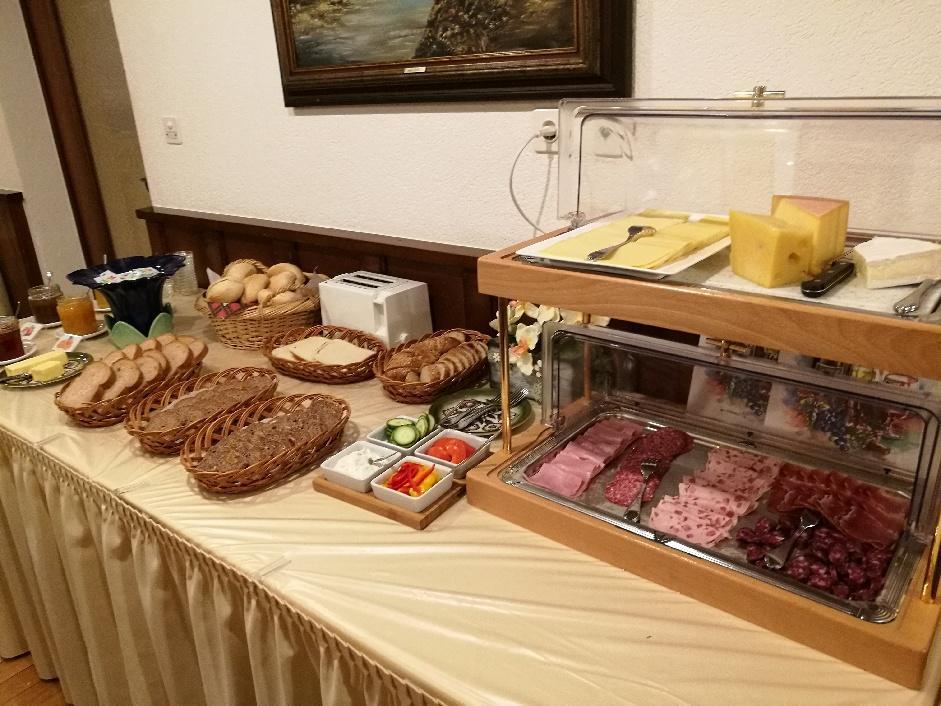 Hotel Monte-Moro ساس-الماغيل المظهر الخارجي الصورة